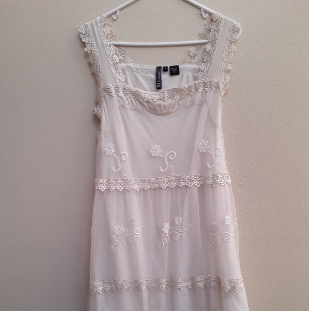 Lace trim dress